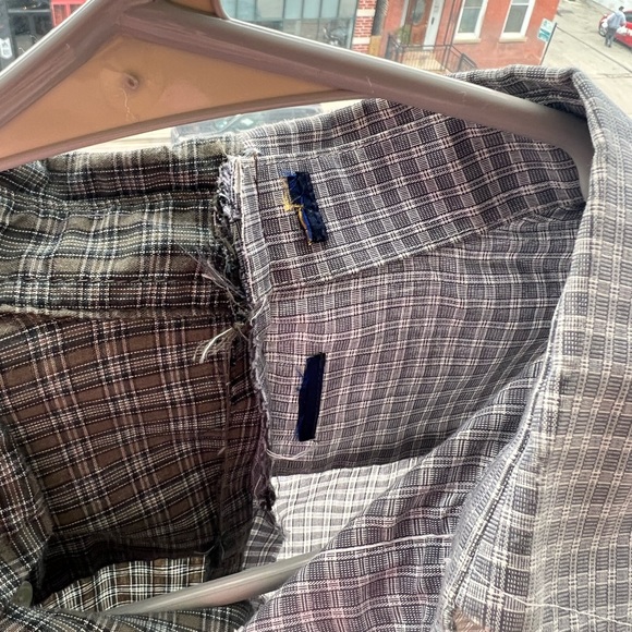 Hand stitched two toned button down - Picture 5 of 5